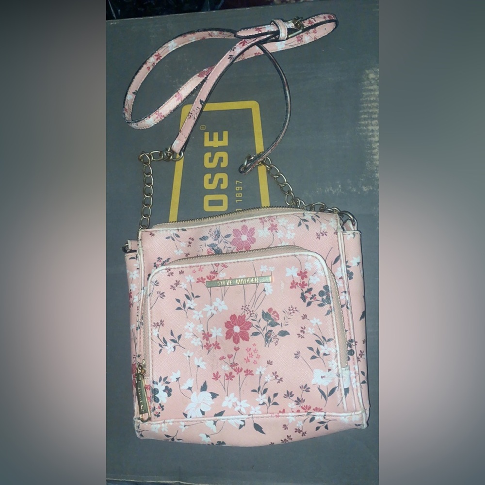 Steve Madden pink floral purse